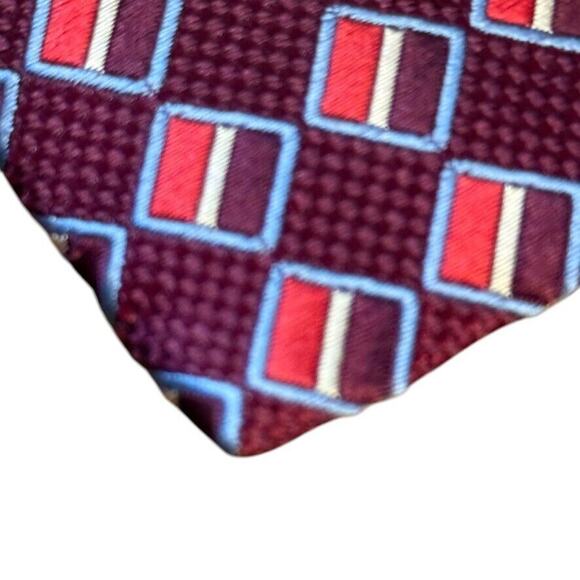 Jos A Bank Joseph Mens Silk Dark Red Textured Neck Tie 3.5" x 62" XL Extra Long - Picture 4 of 10
